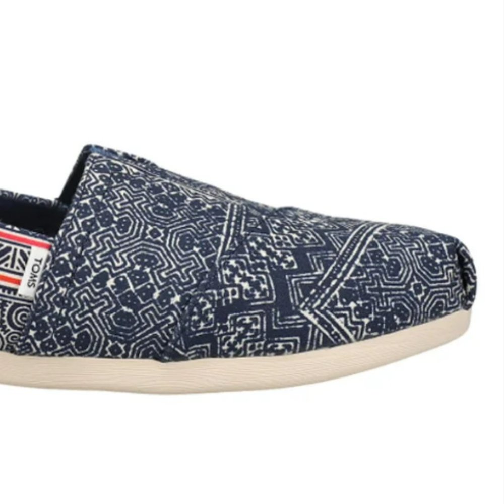 TOMS Alpargata Slip On Flats size 9 Womens - Picture 2 of 3